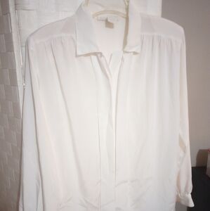 Woman's blouse white 16